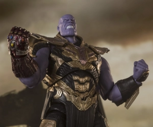 Thanos (Final Battle Edition) - Avengers: Endgame - S.H.Figuarts - Bandai